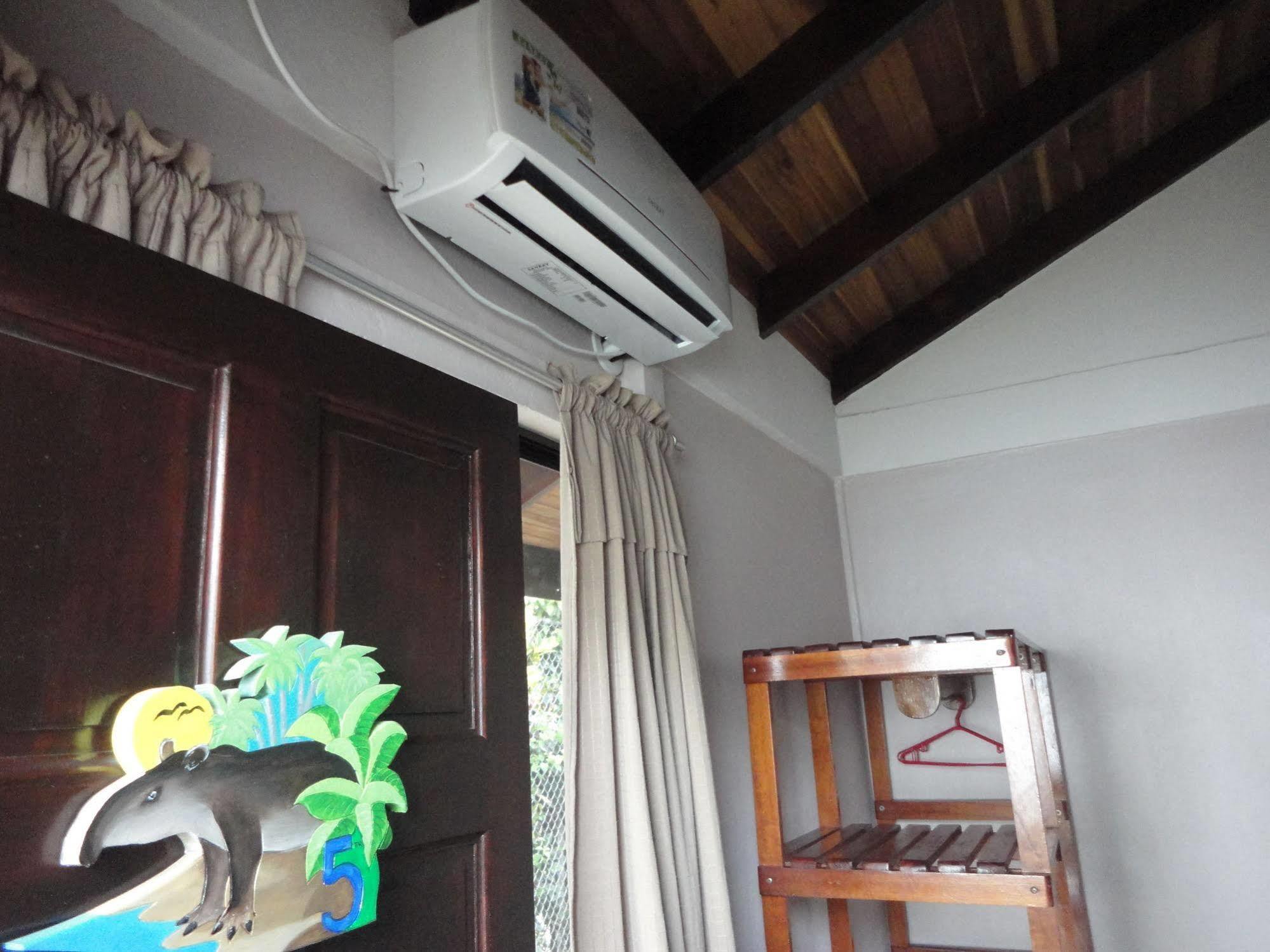 Cabinas Tropicales Пуэрто-Хименес Экстерьер фото